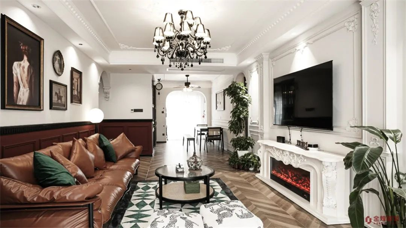 125㎡法式復(fù)古裝修，被溫柔喚醒，晨光、咖啡與慵懶剛剛好！